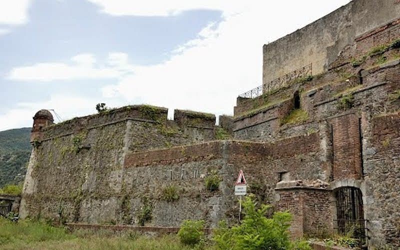 Abandoned fort in Occitanie