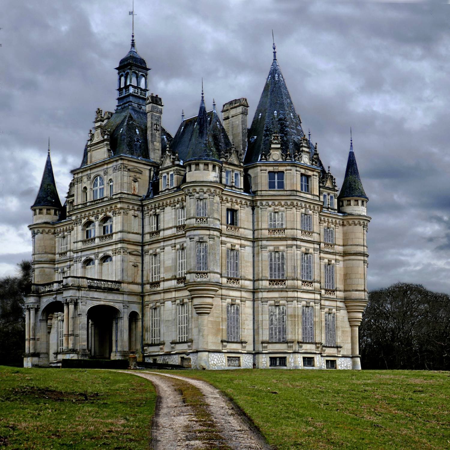 The Most Beautiful Abandoned Castles in France: 5 Ruined Chateaux Worth Knowing