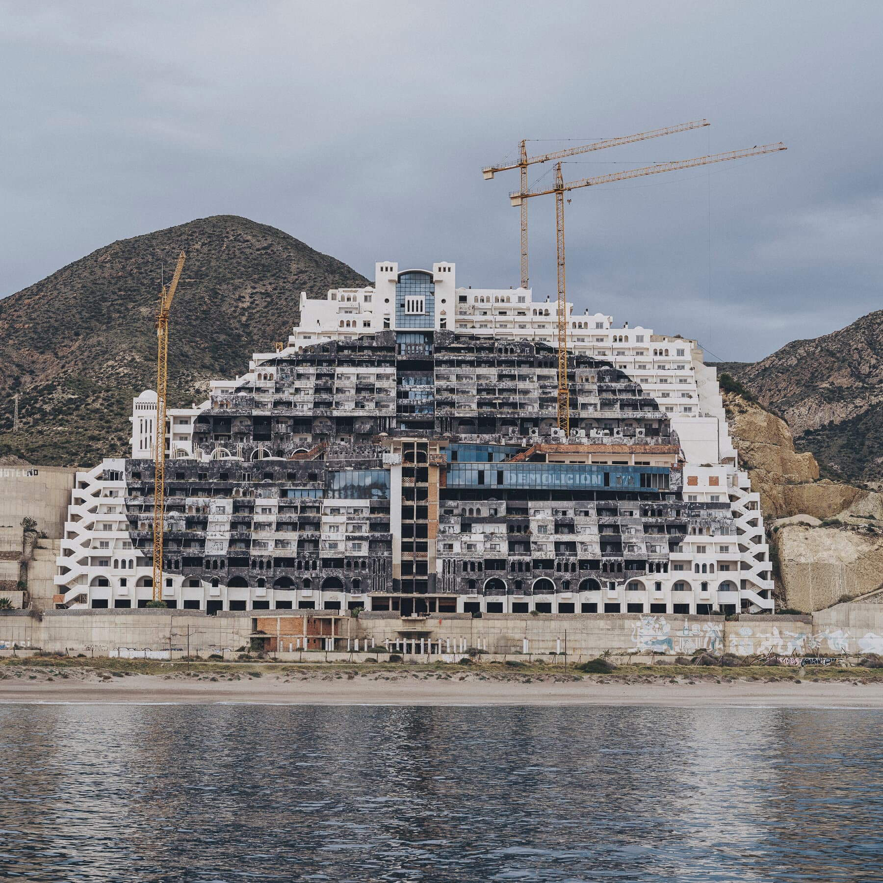 Urbex en Espagne : guide complet des lieux abandonnés et des règles d'exploration